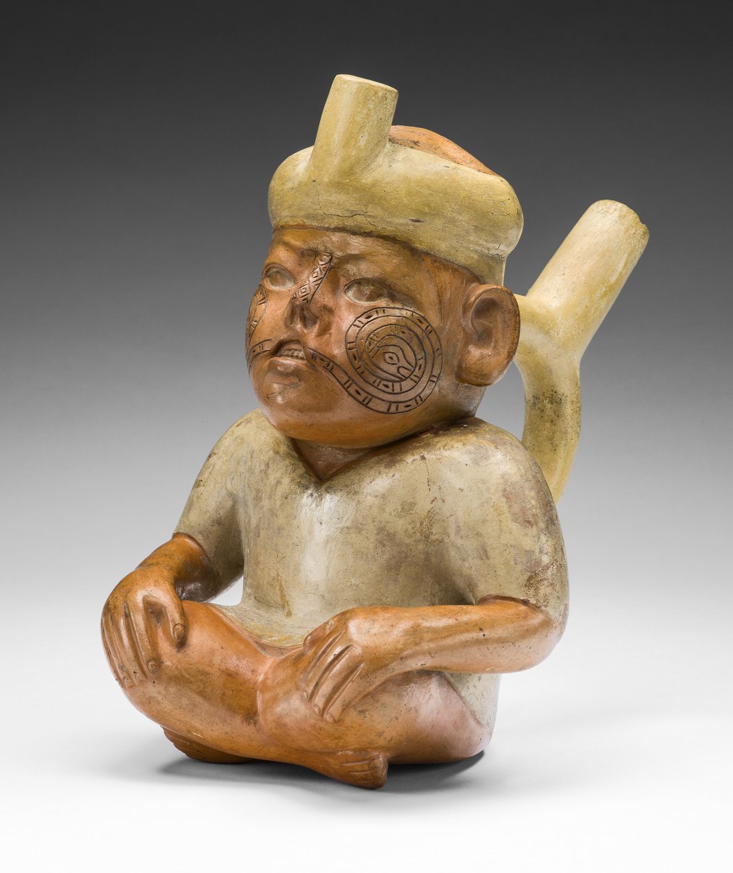 Portrætkar af en mand med en læbespalte og tatoveringer, 100 B.C.-A.D. 500 af Moche