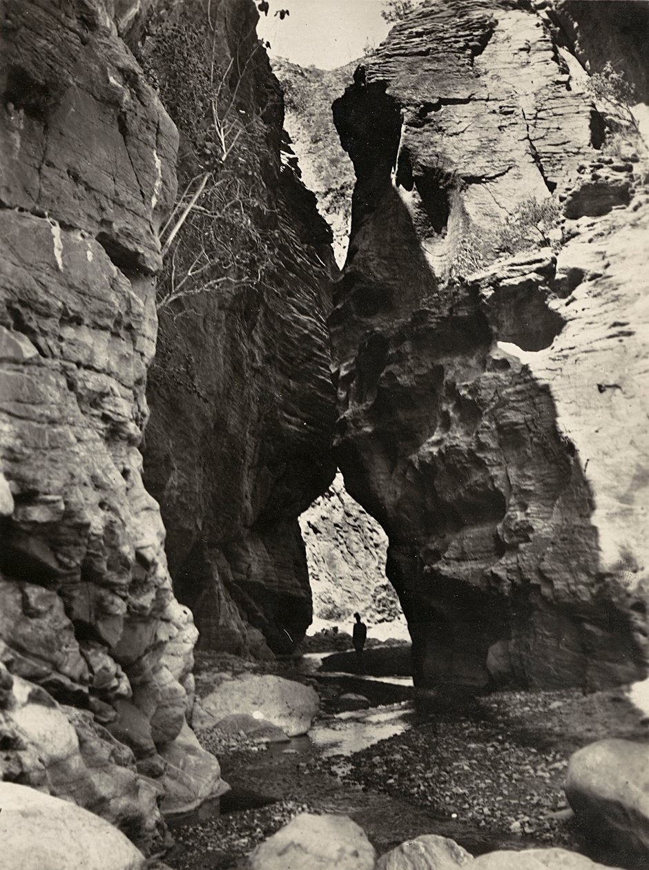 Opbygning af et imperium i den fascistiske tidsalder: en grotte ved Endeli, 09/05/1936 (s/h-foto) af Modestino Baldinetti