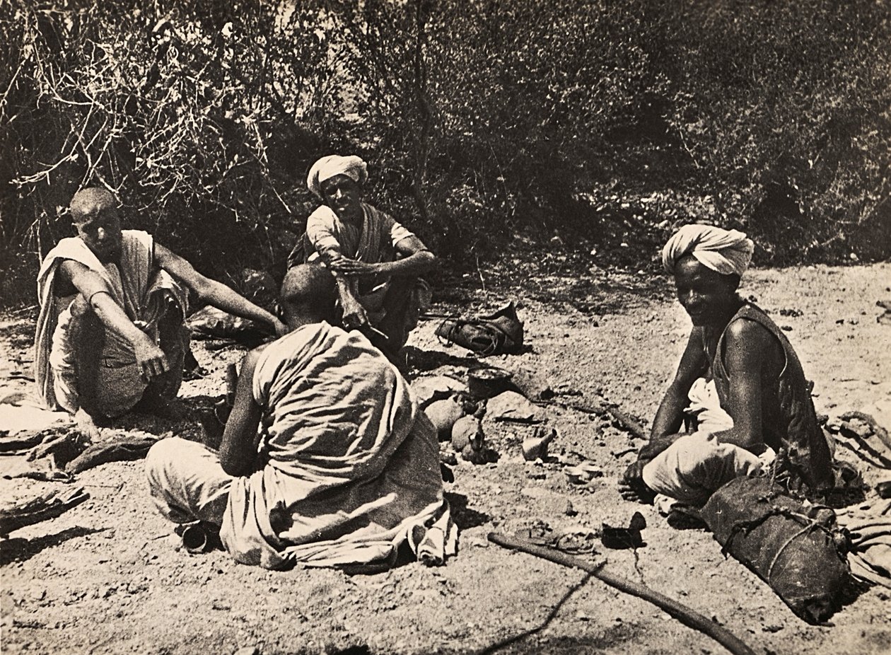 Opbygning af et imperium i den fascistiske tidsalder: en gruppe nomader hviler, 09/05/1936 (s/h foto) af Modestino Baldinetti
