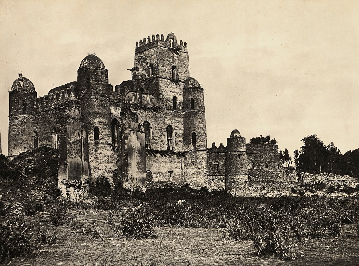 Opbygning af et imperium i den fascistiske tidsalder: Kong Fasiladas slot i Gondar, Etiopien, 09/05/1936 (s/h foto) af Modestino Baldinetti