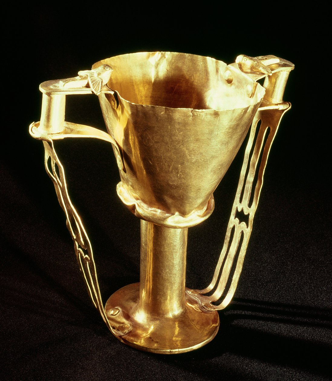 Nestors bæger, Mykene, ca. 1550-1500 f.Kr. (guld) (se også 11599) af Mycenaean