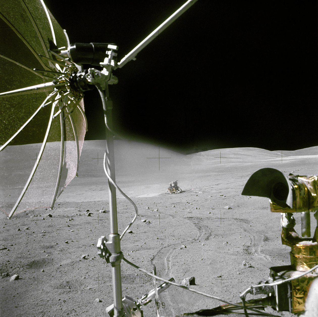 Apollo 16 - NASA, 1972. af NASA Images