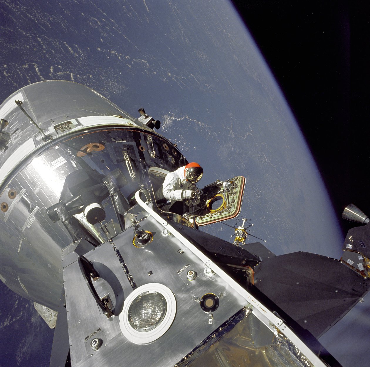 Apollo 9 - NASA, 1969. af NASA Images