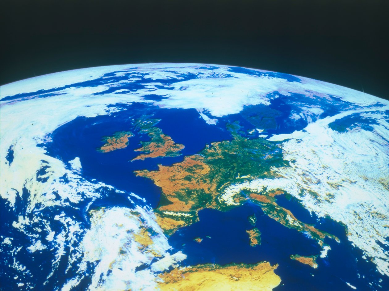 Jorden fra rummet - Europa set fra en satellit, c1980