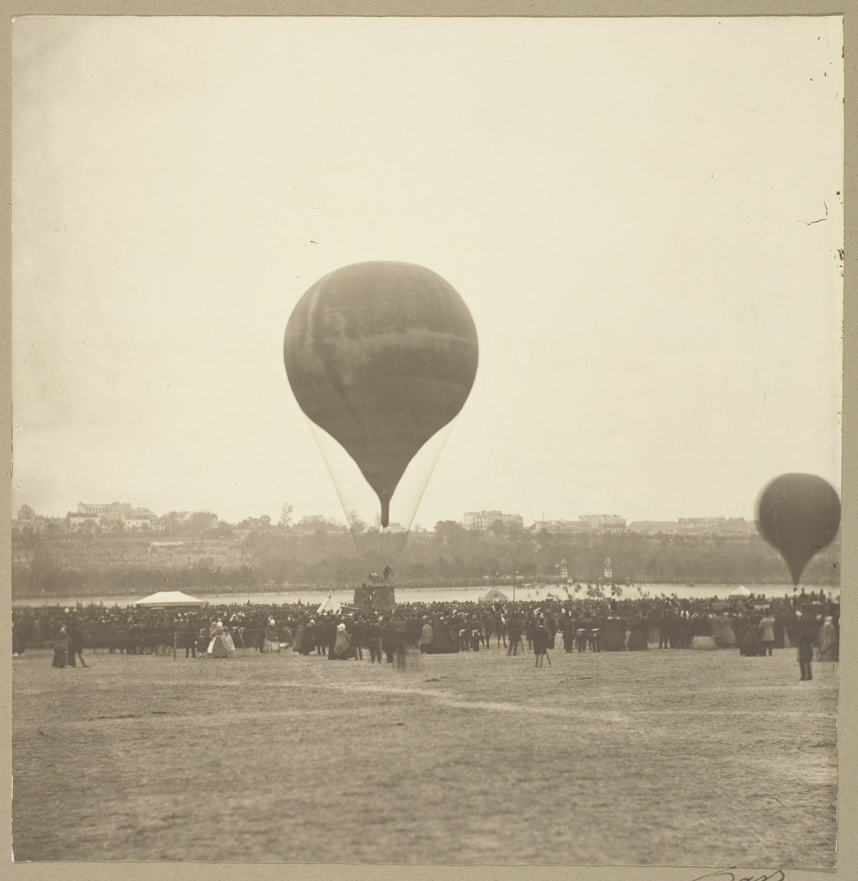 Le Geant, Champ de Mars, 1863dani af Nadar