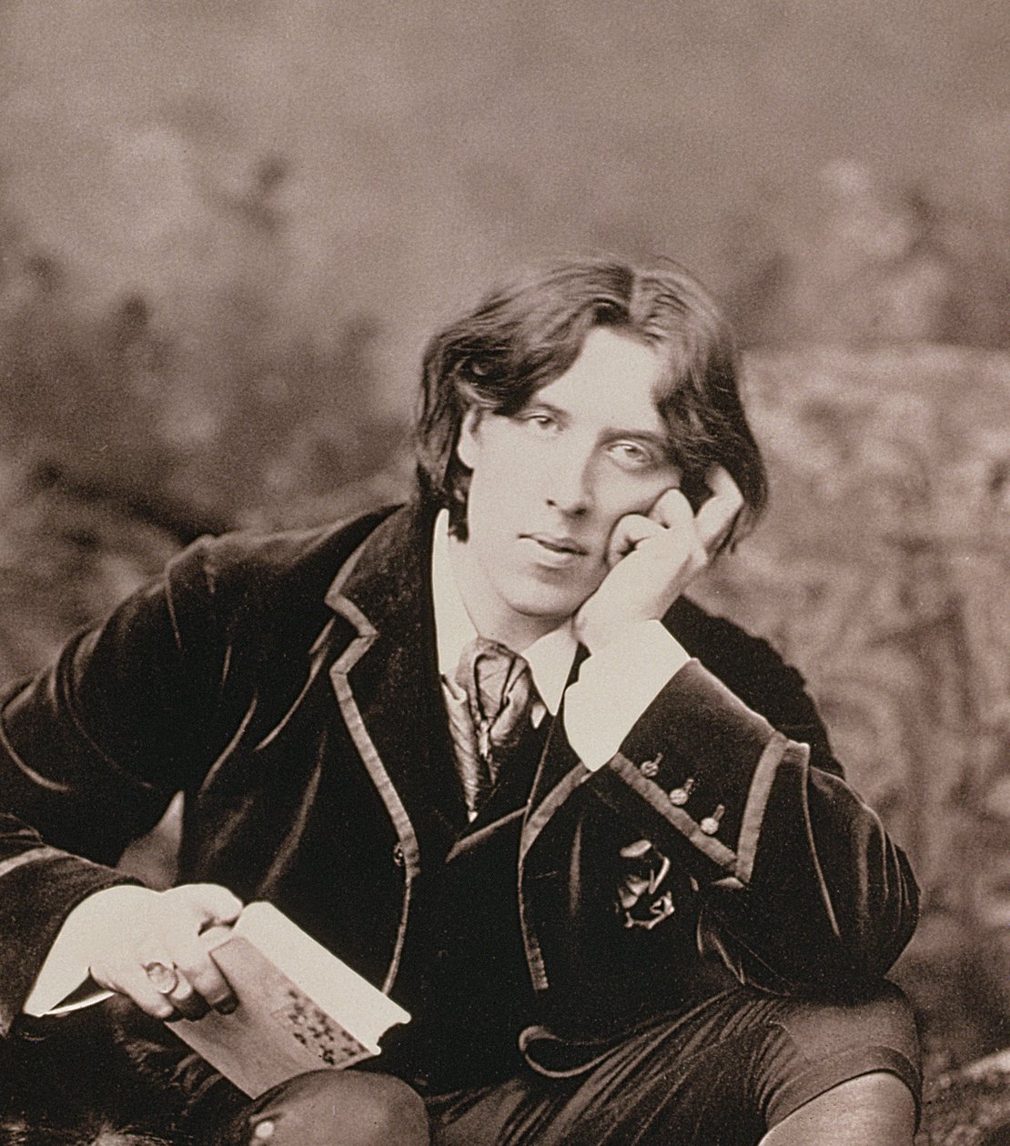 Portræt af Oscar Wilde 1854-1900, 1882 bw foto detalje af 87436 af Napoleon Sarony