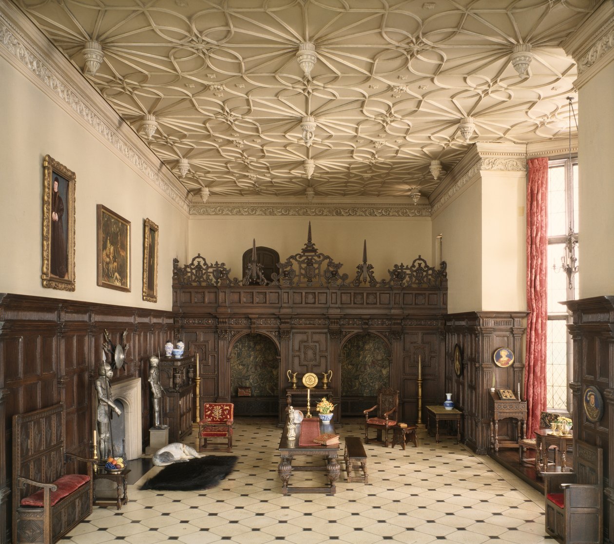 E-1: Engelsk Great Room of the Late Tudor Period, 1550-1603 af Narcissa Niblack Thorne