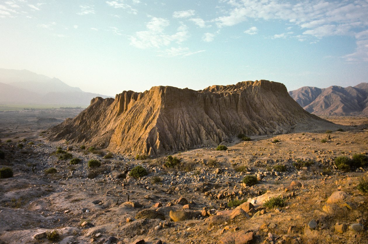 Moche-pyramiden Pampa Grande i Lambayeque-dalen i det nordlige Peru af Nathan Benn