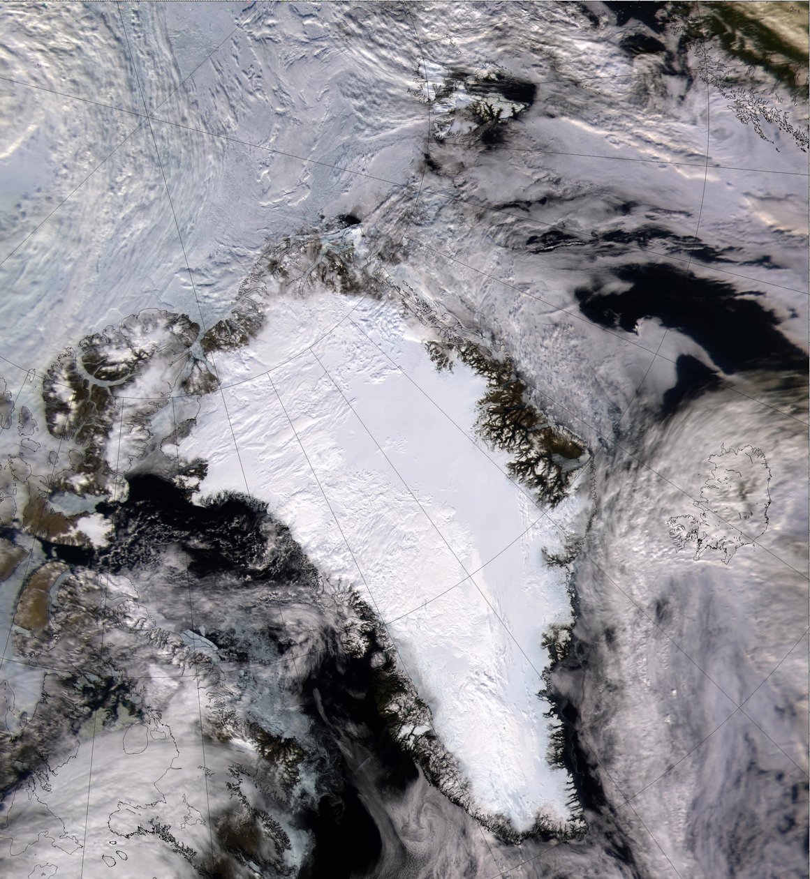 Satellitbillede af et sne- og isdækket Grønland i 2000. Kredit NASA. af National Aeronautics and Space Administration National Aeronautics and Space Administration
