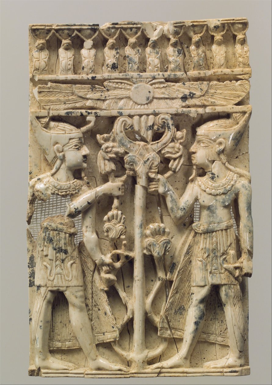 Møbelplade udskåret i højt relief med to egyptiske figurer flankerende et voluttræ, ca. 9.–8. århundrede f.Kr. (elfenben) af Neo Assyrian
