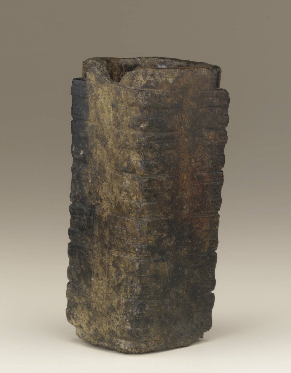 Tall tube (cong) Lake Tai region, Liangzhu culture, 3300-2250 BC (jade) af Neolithic Period Chinese School