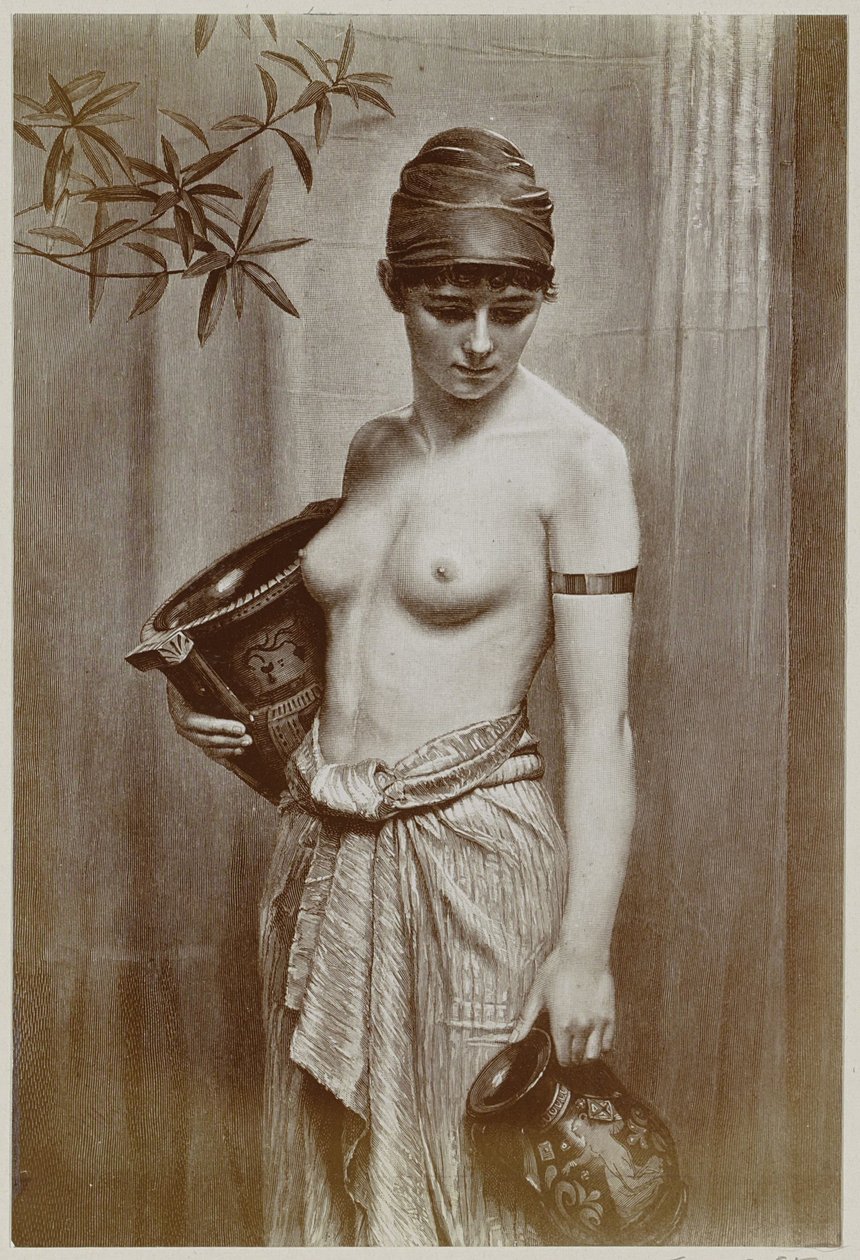 Fotogengivelse af et træsnit efter maleriet Wasserträgerin af Max Nonnenbruch af Neue Photographische Gesellschaft (possibly)
