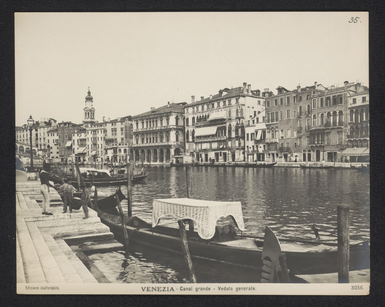 Udsigt over Canal Grande i Venedig Venedig - Canal Grande - Veduta generale (titel på objekt) af Neue Photographische Gesellschaft