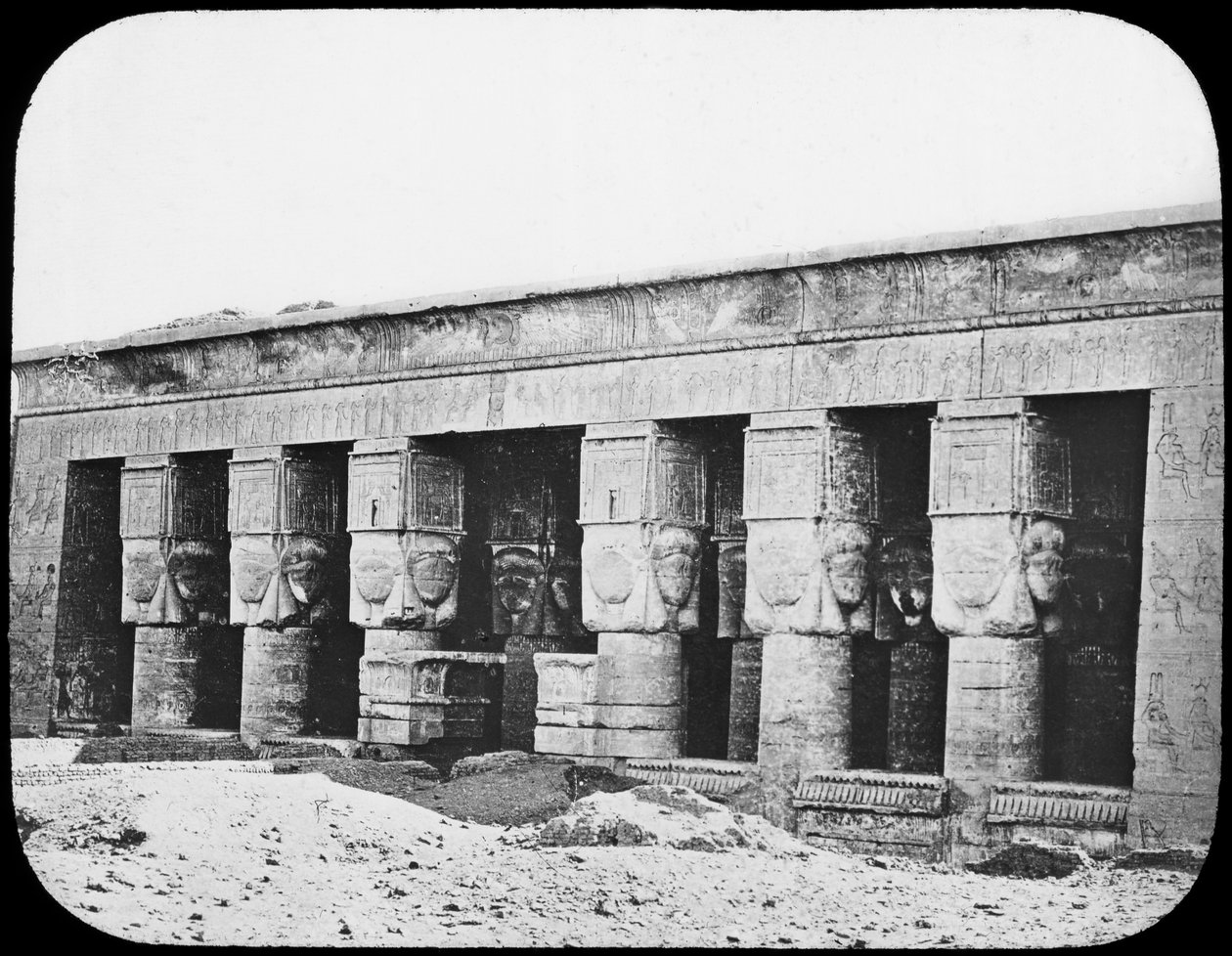 Hathors tempel, Dendera, Egypten, c1890. af Newton and Co