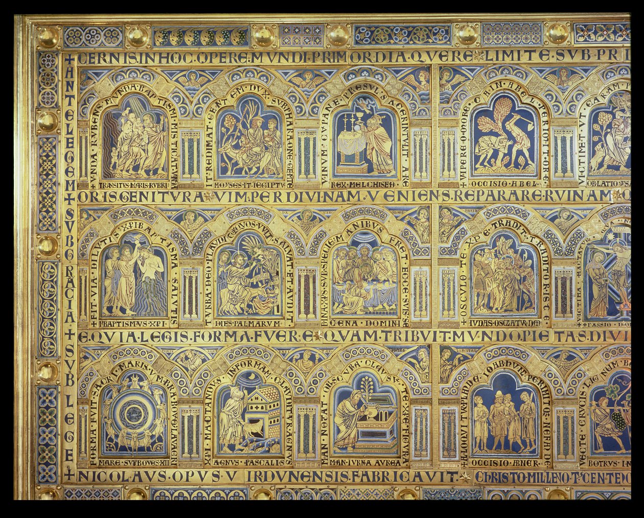 Verdun-alteret, der viser bibelske scener, 1181 (champleve-emaljeværk) (venstre del af midterpanelet) (for andre paneler, se 146819, 146821-823) af Nicholas of Verdun