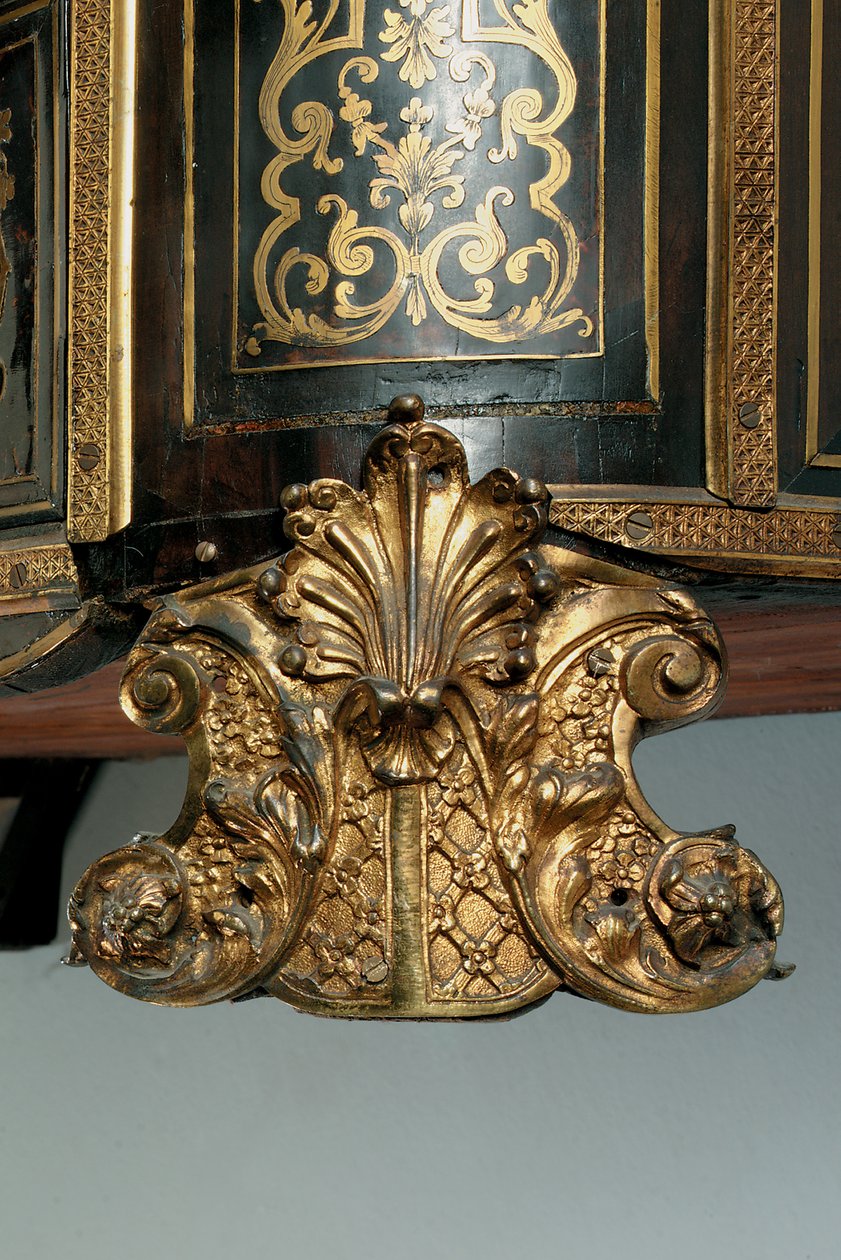 Detalje af en Louis XIV kommode (ormolu, messing, skildpadde og ibenholt boulle) (se også 486114-19) af Nicholas Sageot
