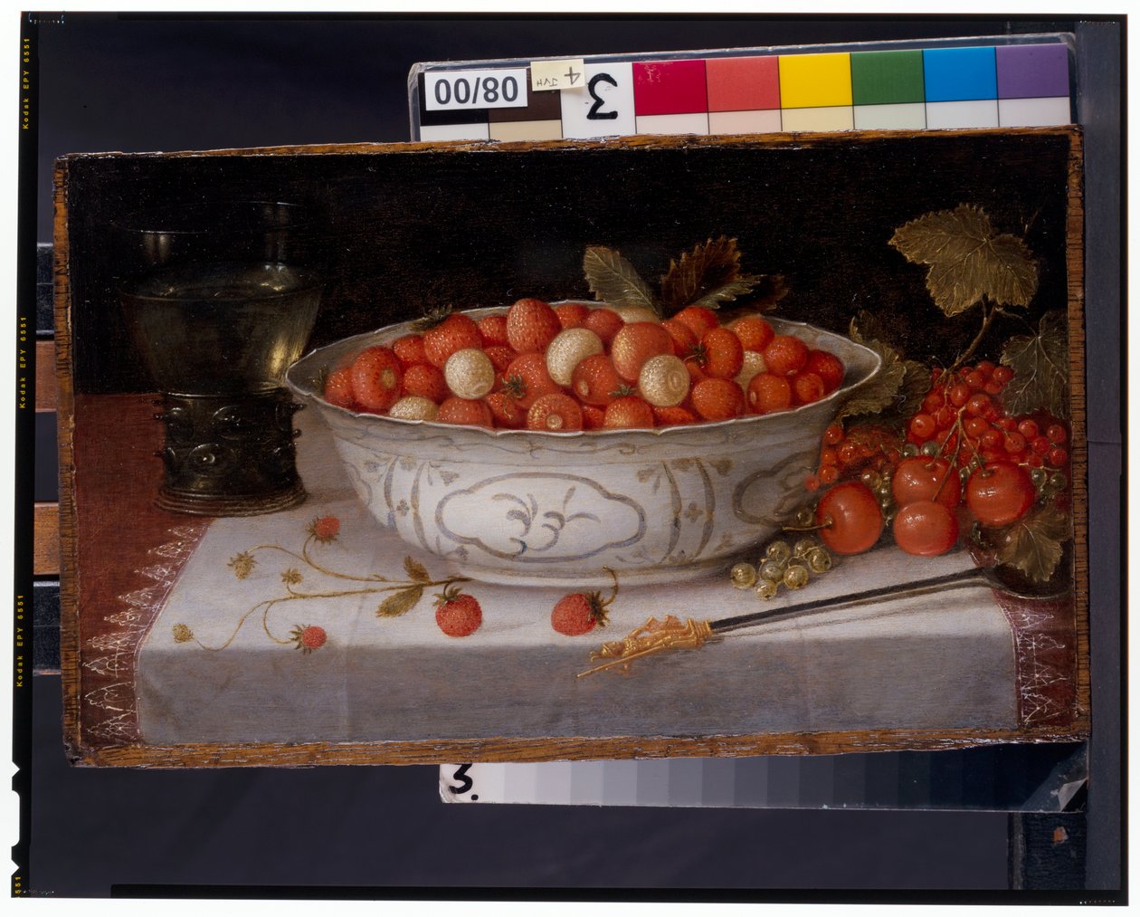 Stilleben af Fraises-De-Bois i en Wanli-porcelænsskål af Nicolaes Gillis
