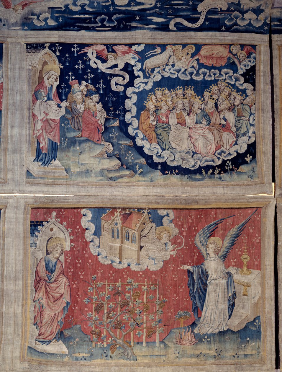 Ophængning af åbenbaring (1373-1383), n. 48: Lammets opstigning, de udvalgtes sang. Nedenfor, n. 54, en engel kommer ud af templet med en skarp segl, en anden engel beordrer ham til at høste klaserne af jordens vingårde. Tapet af Nic af Nicolas Bataille