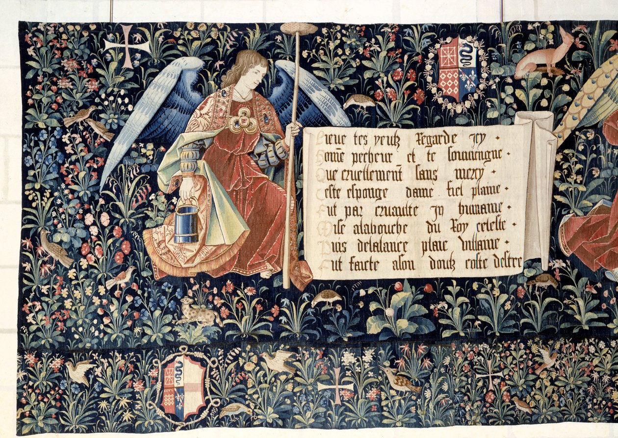 Ophængning af åbenbaringen (1373-1383), engle, der bærer lidenskabens instrumenter. Tapestry af Nicolas Bataille (1330-1405) af Nicolas Bataille