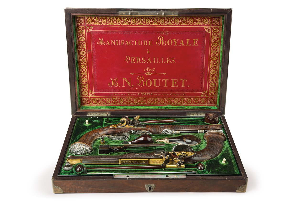 Et par sølvmonterede riflede flintlåspistoler, Versailles, 1825 af Nicolas Noel Boutet