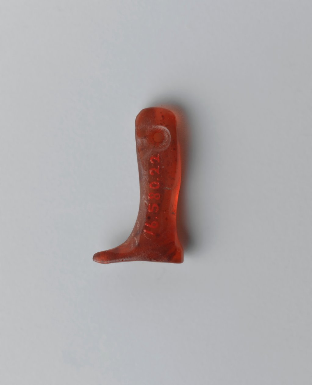 Amulet af et menneskeligt højre ben (karneol) af Old Kingdom Egyptian