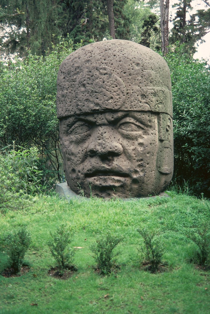Kolossalt hoved af Olmec