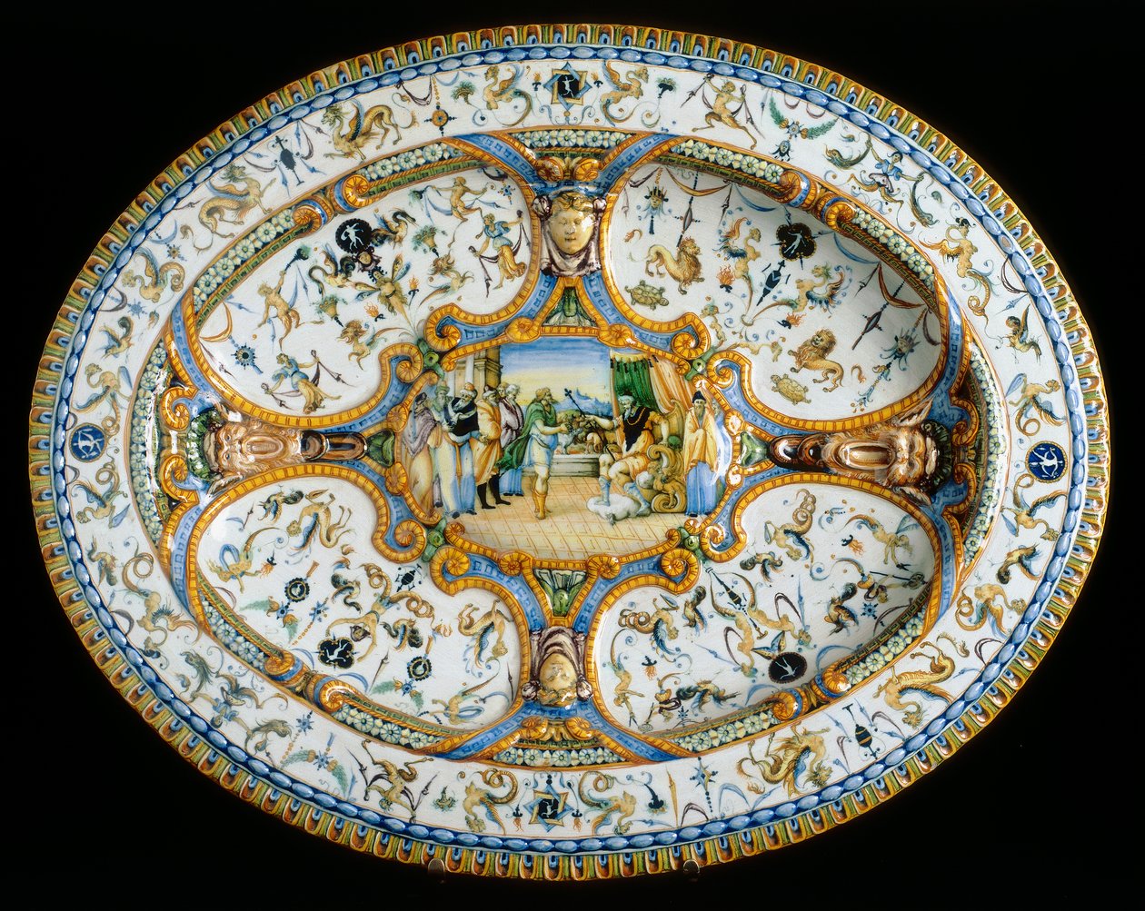 Bakke med grotesker fra Orazio Fontana-værkstedet konserveret i Museo Nazionale del Bargello, Firenze af Orazio (workshop of) Fontana