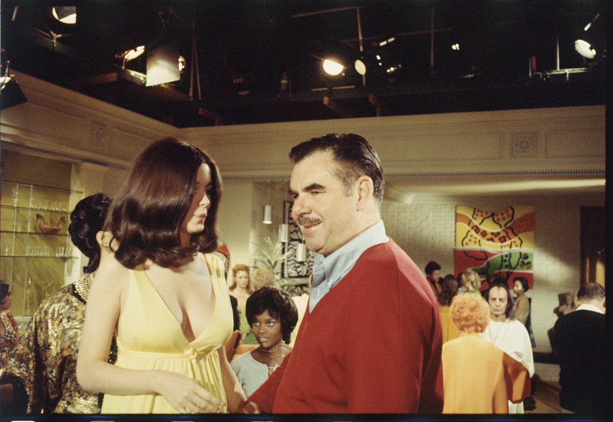 Russ Meyer og medvirkende på settet til 