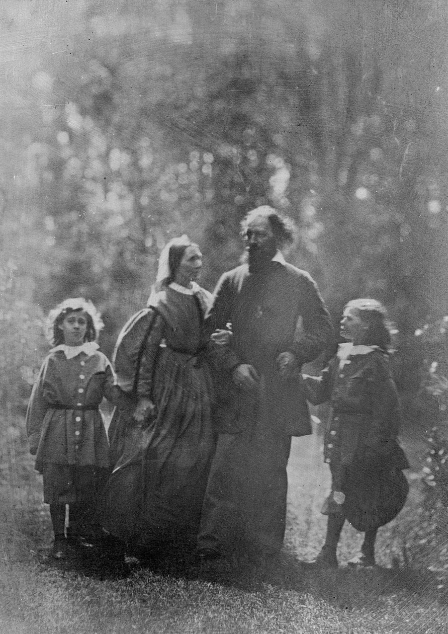 Alfred, Lord Tennyson med sin kone Emily og to sønner, Hallam og Lionel, ca. 1862 (albumin print) af Oscar Gustav Rejlander