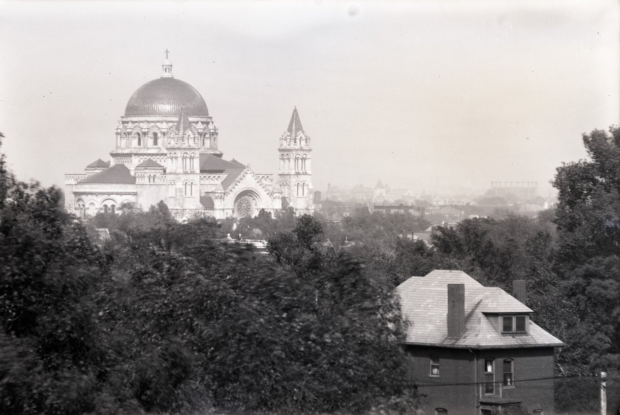 Ny katedral fra Barnes Hospital, St. Louis, 19. september 1919 af Oscar Kuehn