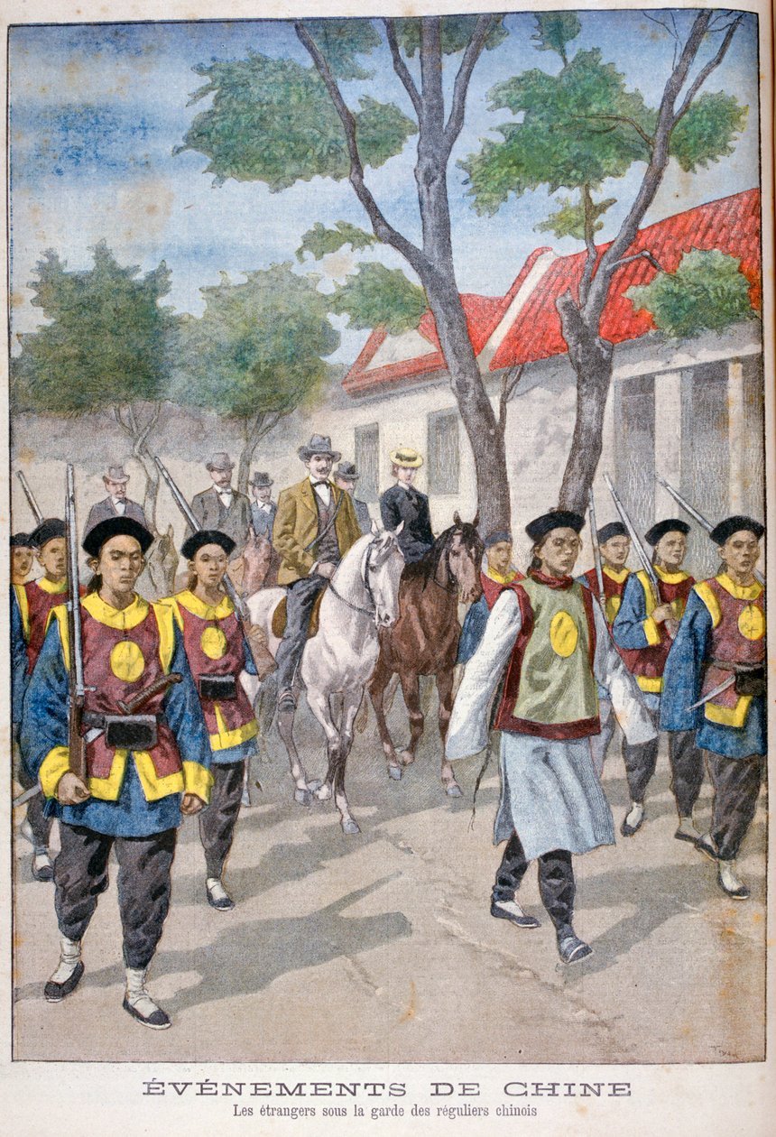 En udlænding under bevogtning af den regulære kinesiske hær, Kina, 1900. af Oswaldo Tofani