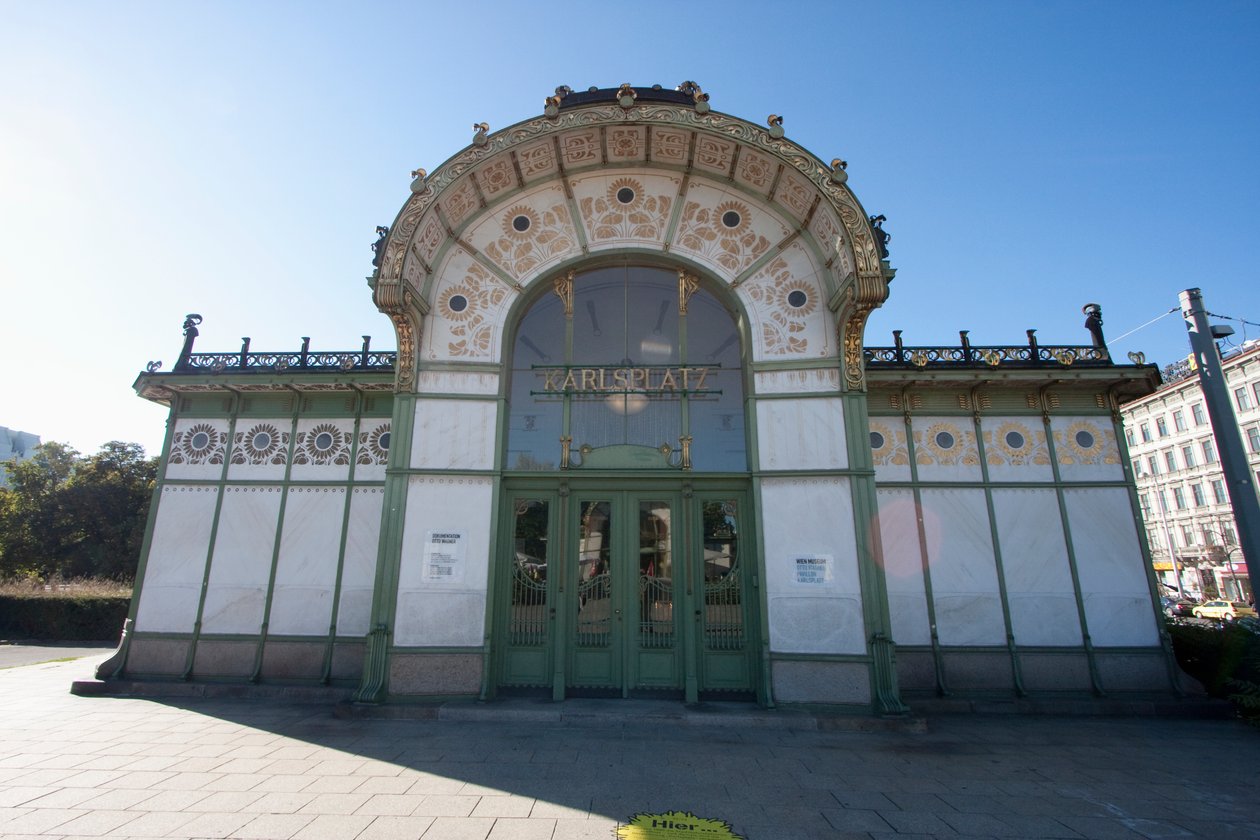 Karlsplatz Stadtbahn Station designet af Otto Wagner, Wien (Wien), Østrig af Otto Wagner