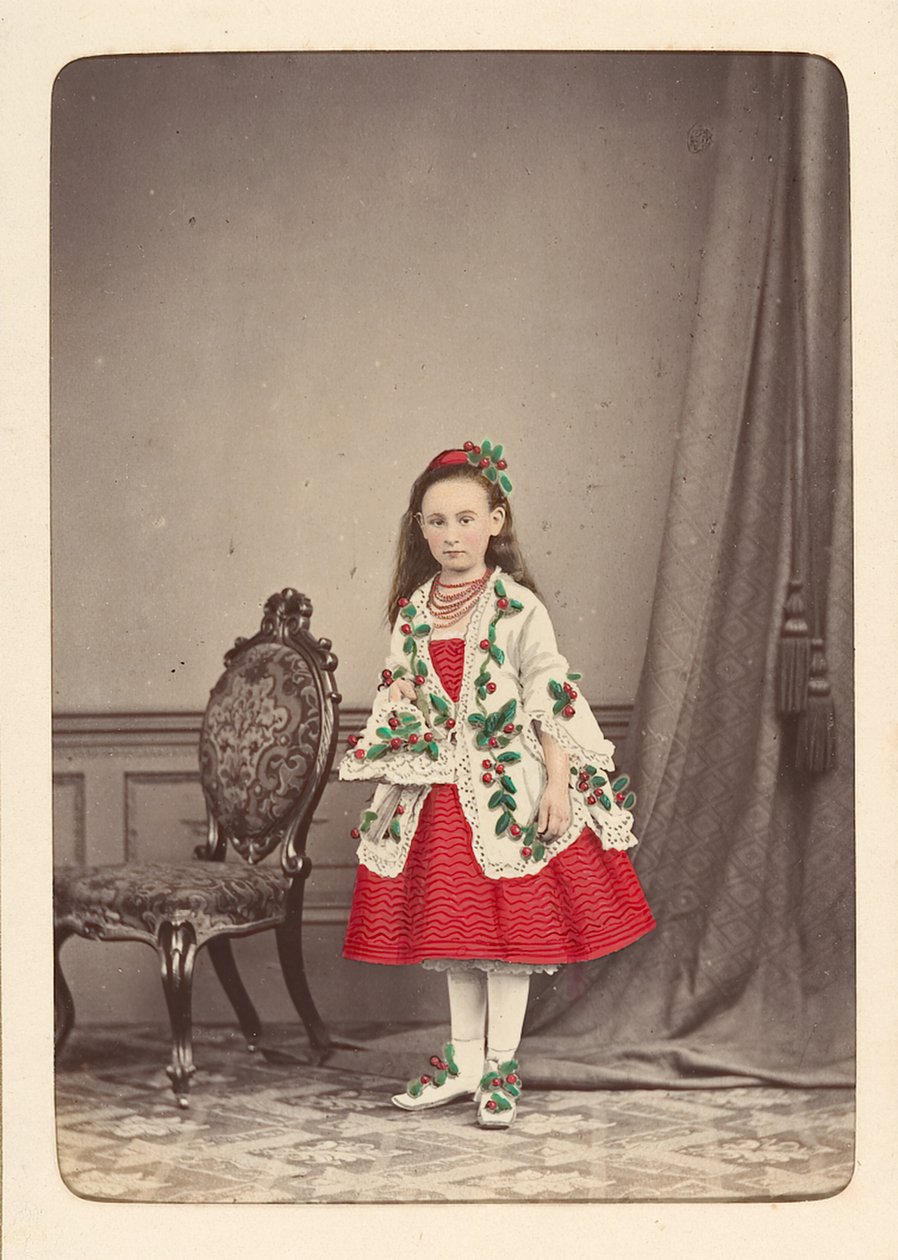 Follett familiealbum med børn udklædt til en fancy dressball, ca. 1880. af Owen Angel