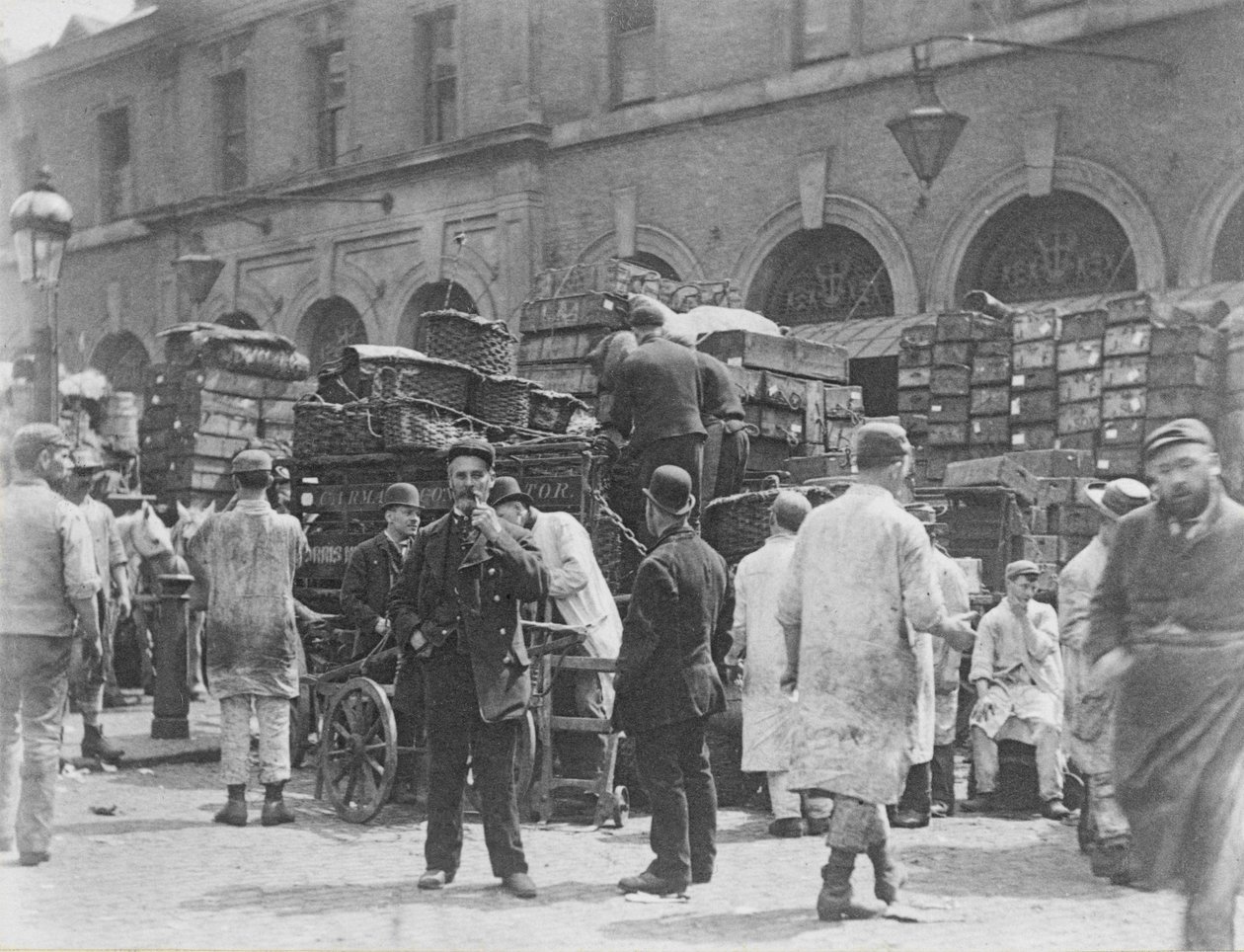 Billingsgate Market, 1893 af Paul Martin