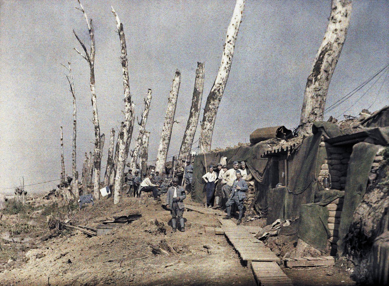 Den franske linje ved Het Sas i et område, der er blevet ødelagt af artilleriild, Belgien, 10. september 1917 (autokrom) af Paul Castelnau