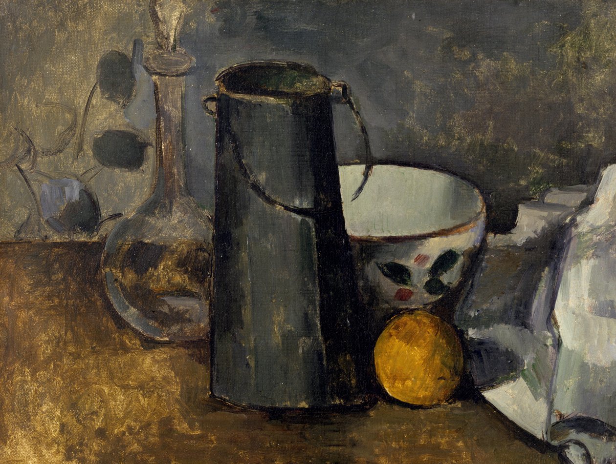 Stilleben med karaffel, mælkedåse, skål og appelsin af Paul Cézanne