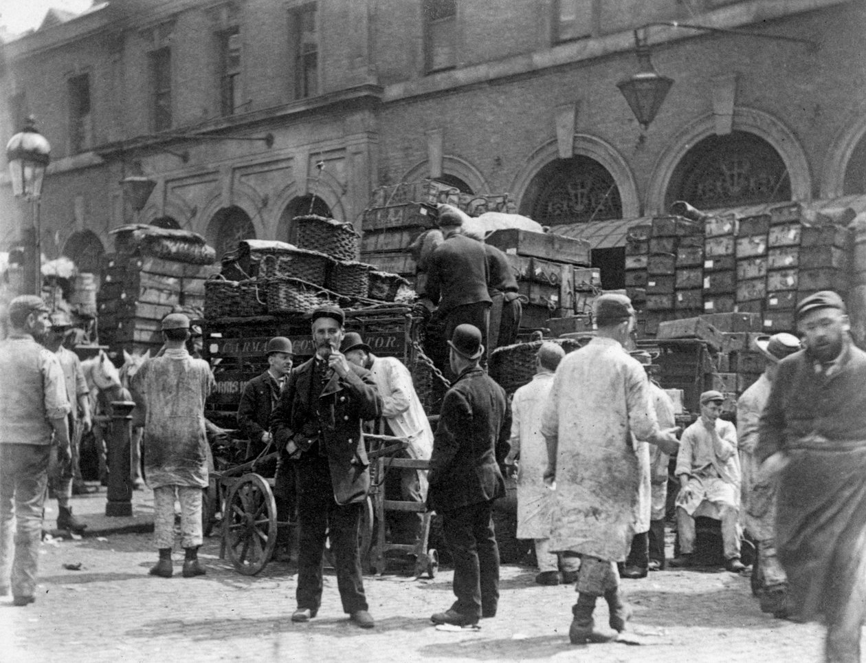 Billingsgate Market, London, 1893 af Paul Martin