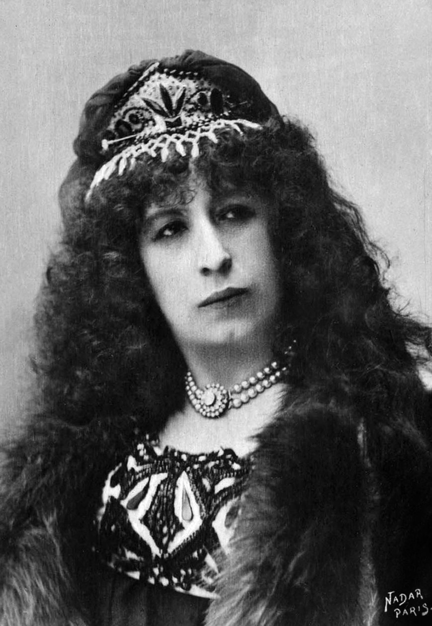 Aimee Tessandier (f.1851-), fransk skuespillerinde og sangerinde, fotograferet af Paul Nadar mellem 1890 og 1905, uddrag fra samlingen Felix Potin, 500 nutidige berømtheder, operasangere og det dramatiske Frankrig af Paul Nadar