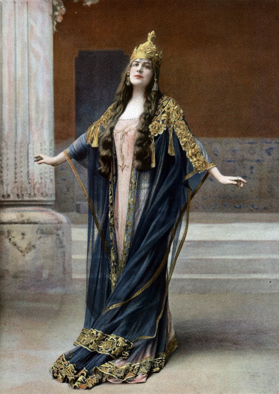 Operasangerinde Lucy Arbell (1882-1947) som dronning Amahelli i operaen "Bacchus", Paris, foto Nadar fra det franske blad "Le Theatre" jul 1909 af Paul Nadar