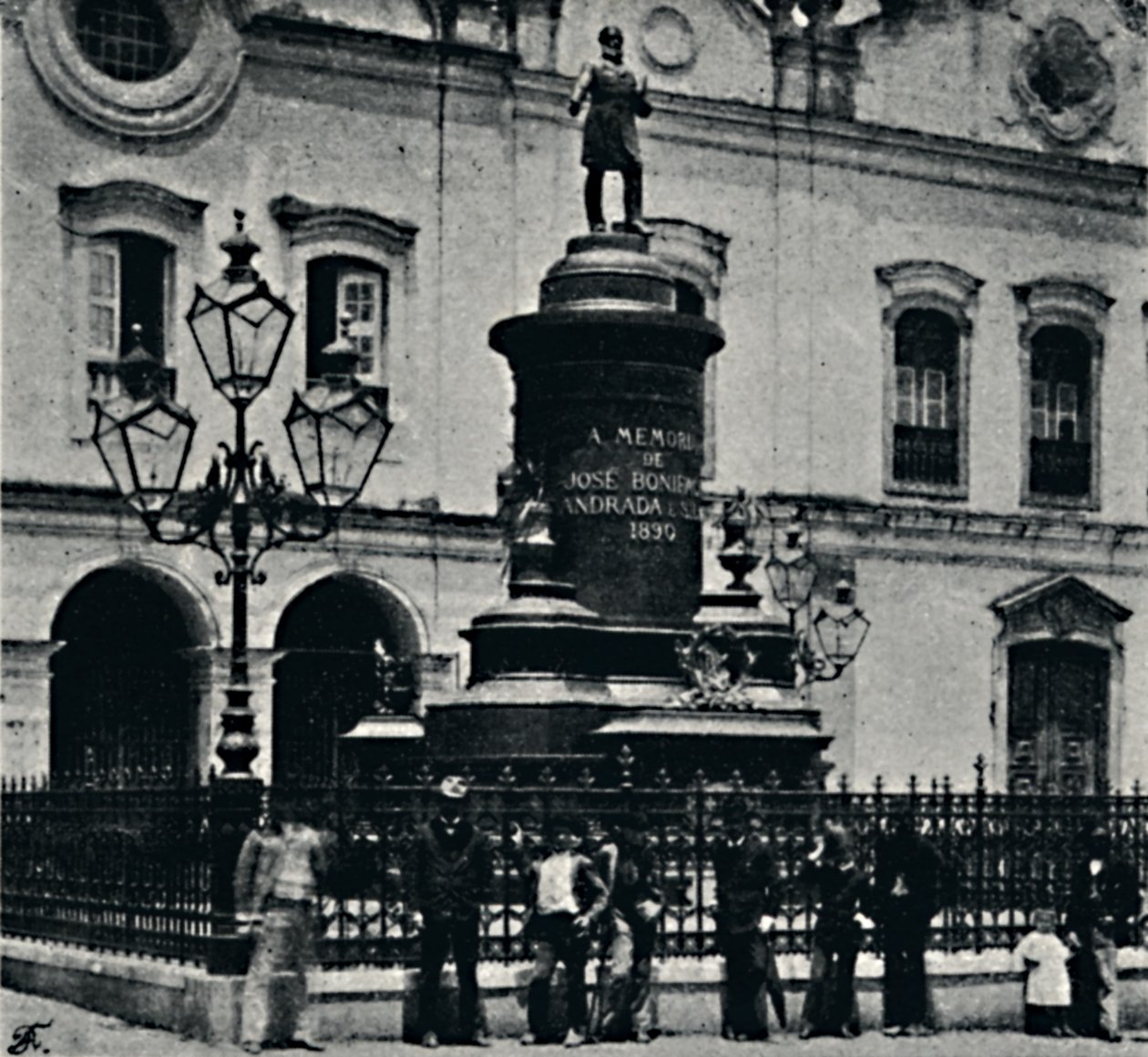 Jose Bonifacio statue. Largo de S. Francesco, 1895 af Paulo Kowalsky