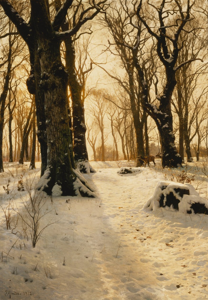 Et skovklædt vinterlandskab med hjorte af Peder Monsted