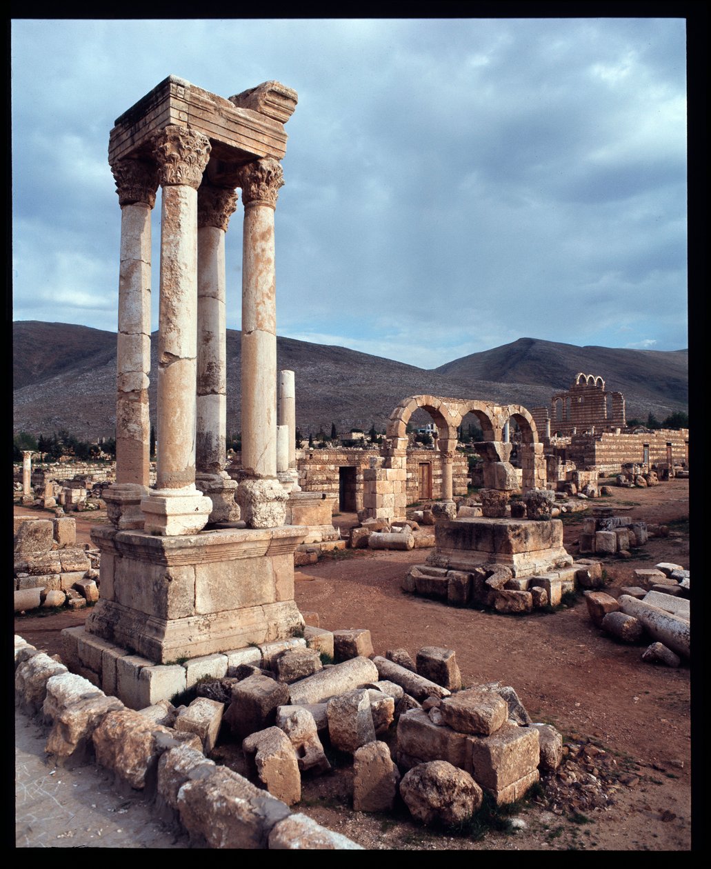 Udsigt over byen, 705-710 e.Kr af Period Umayyad