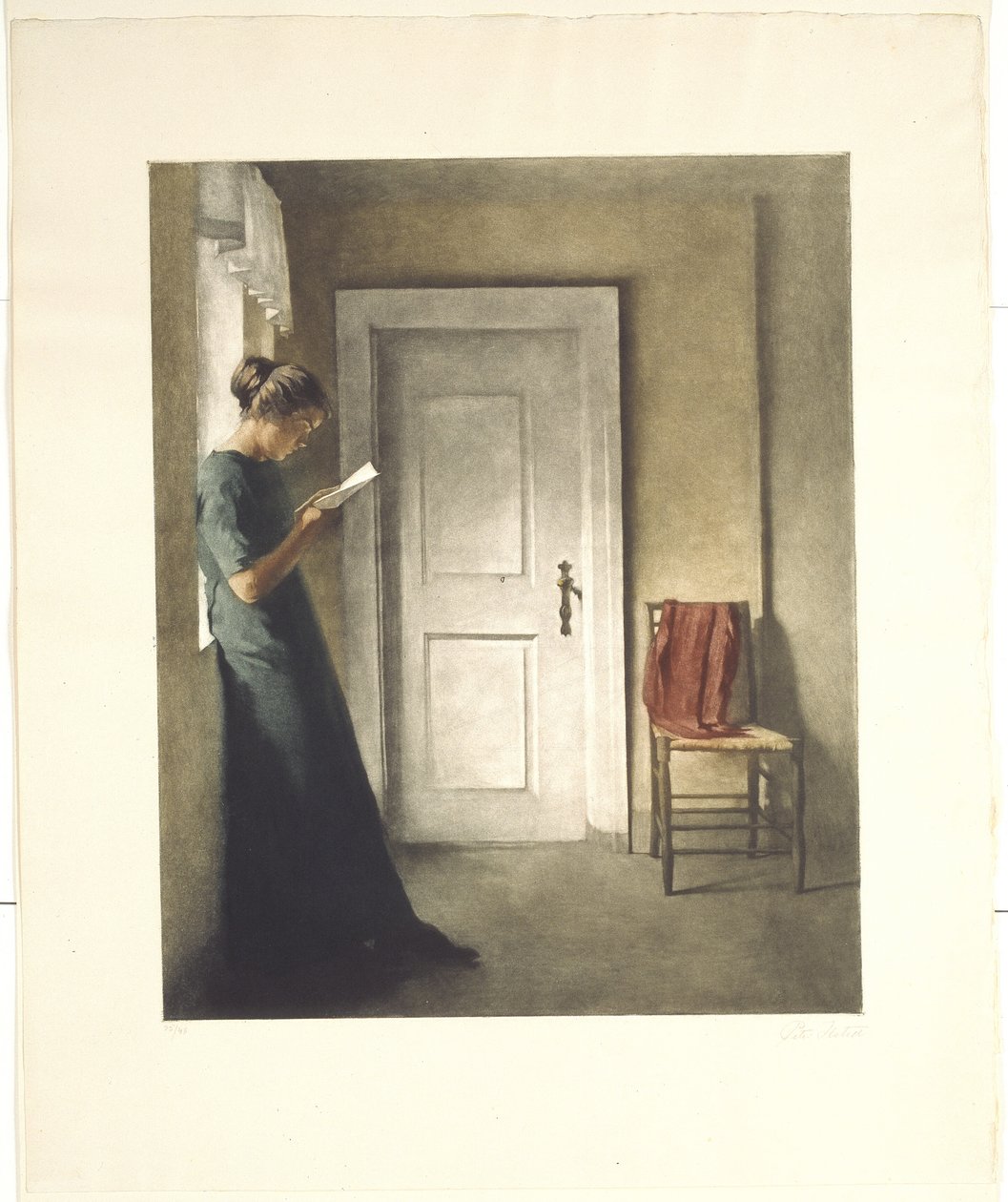Interiør med rødt sjal af Peter Vilhelm Ilsted
