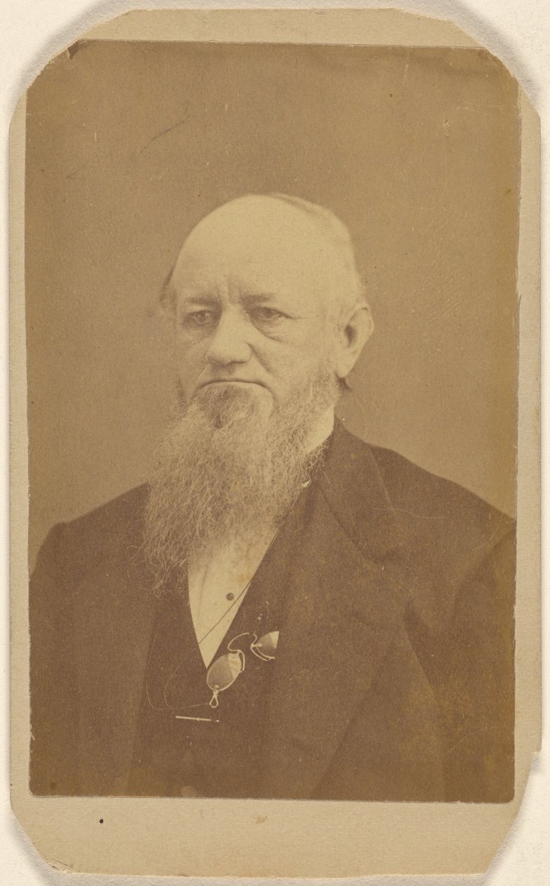 [Uidentificeret ældre mand med langt skæg og en pince-nez om halsen]. af Peter S. Weaver