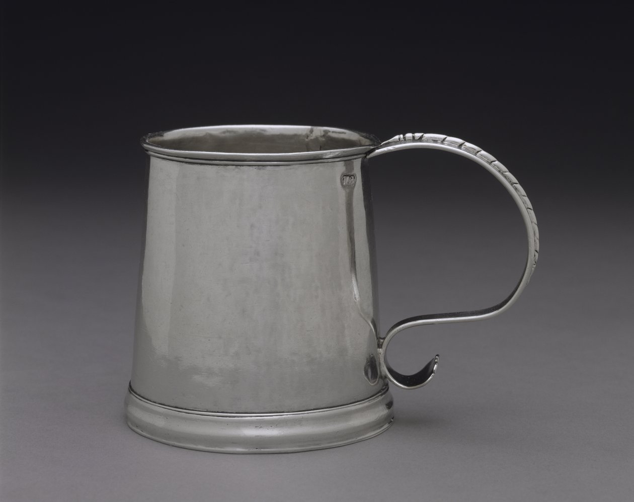 Cann, c. 1705-1751 (sølv) af Peter Van Dyck