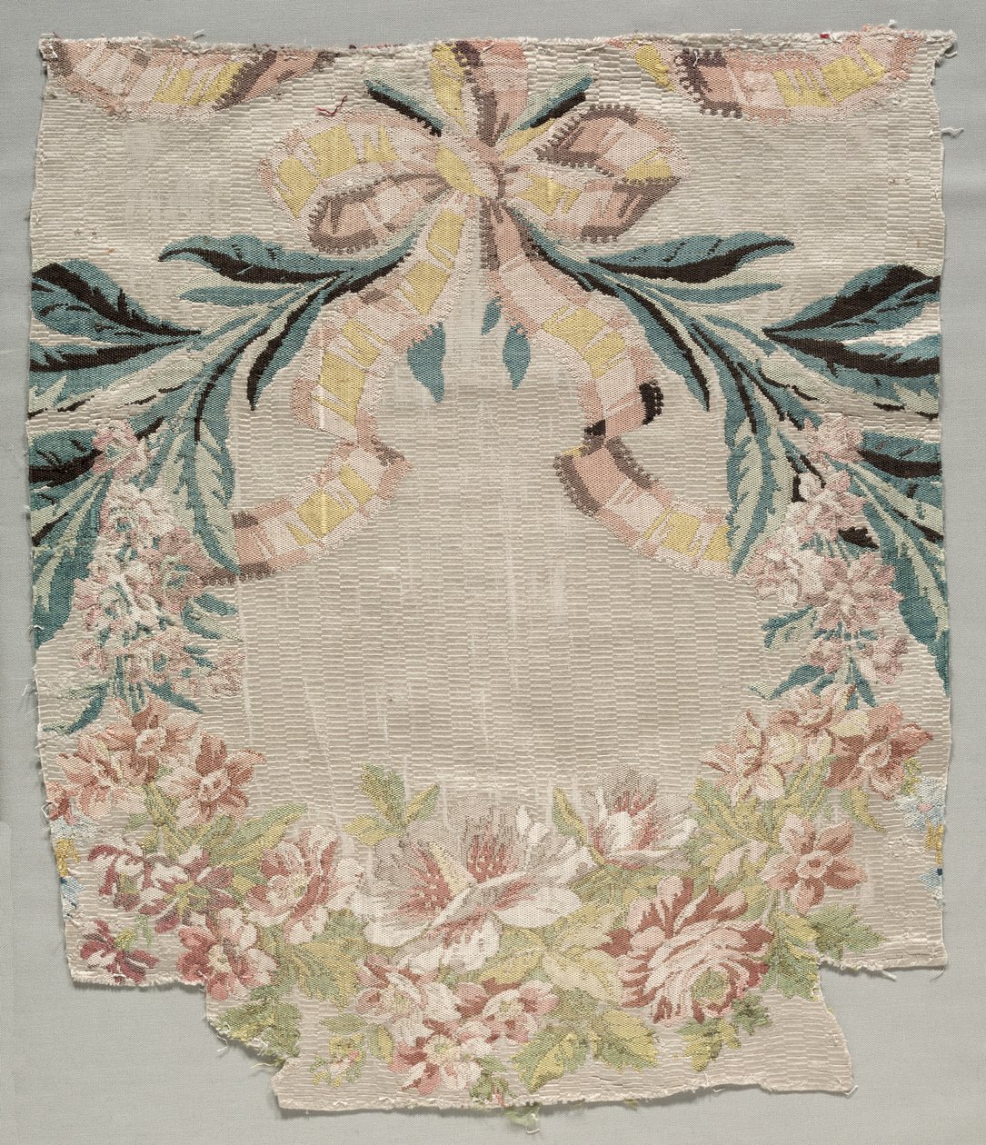 Fragment af silke, del af panel kaldet "Le panier fleuri" af Philippe de Lasalle