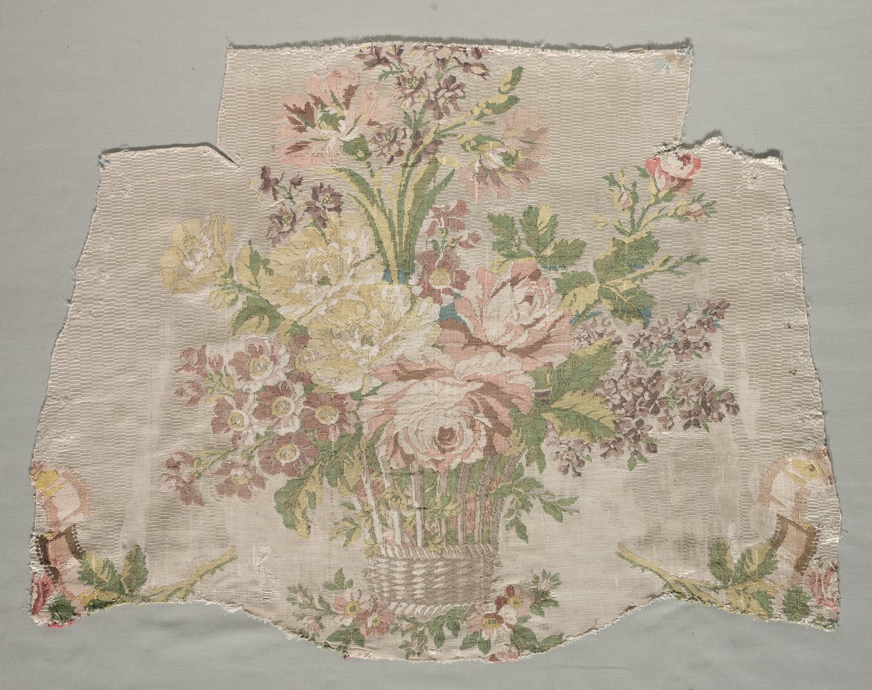 Silkefragment, del af panel kaldet Le panier fleuri, 1770. af Philippe de Lasalle