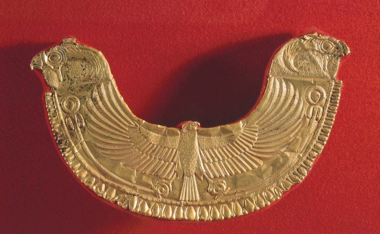 Pectoral ornament med ender i form af et falkehoved og dekoreret med en falk, der bærer to palmer, fra kong Ip Abi Shemu