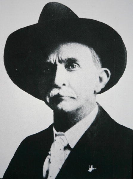 Kaptajn William Jesse McDonald (1852-1918) (s/h-foto) af Photographer American
