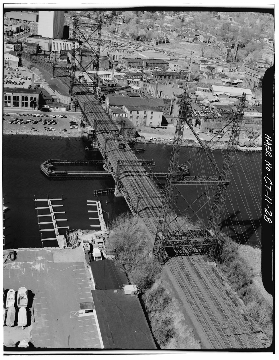 Norwalk River Bridge, Norwalk, Connecticut (s/h-billede) af Photographer American